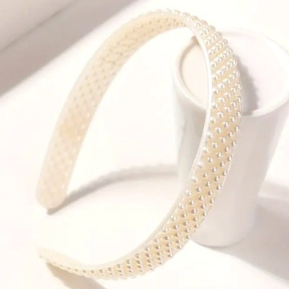 FAUX PEARL HEADBAND in Medium width - Picture 1 of 3